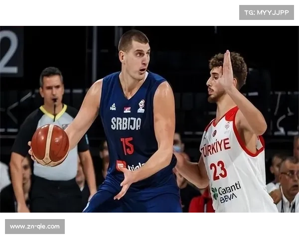 申京约基奇技术型中锋对决引爆欧锦赛小组赛收官战精彩纷呈 申京约基奇技术型中锋对决引爆欧锦赛小组赛收官战精彩纷呈