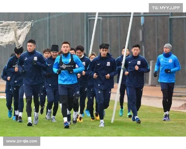 海港青训培养出新星,青年球员成功晋升一线队 海港青训培养出新星,青年球员成功晋升一线队