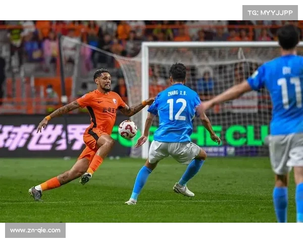 云南玉昆外援恩里克闪击破门,连场进球状态佳 云南玉昆外援恩里克闪击破门,连场进球状态佳