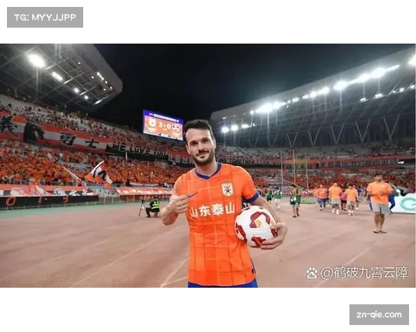 佛罗伦萨3-0大胜莱切，冈萨雷斯上演帽子戏法